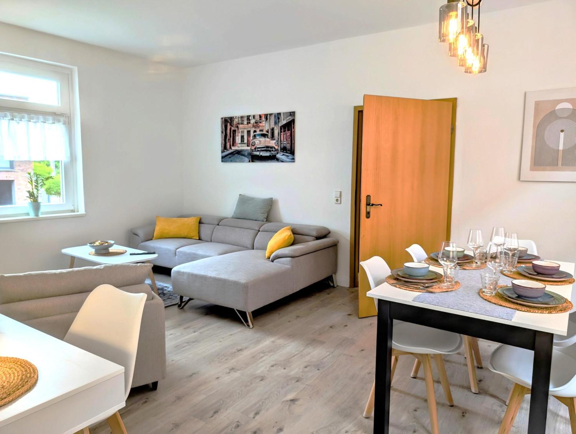 Casa Apartment Modern Vintage Flexibilitaet Pur- Perfektes Apartment Fuer Familien Und Geschaeftsreisende 5 Schlafplaetze, Vollausstattung, Amazon Prime & Parkplatz Inklusive Magdeburgo Esterno foto