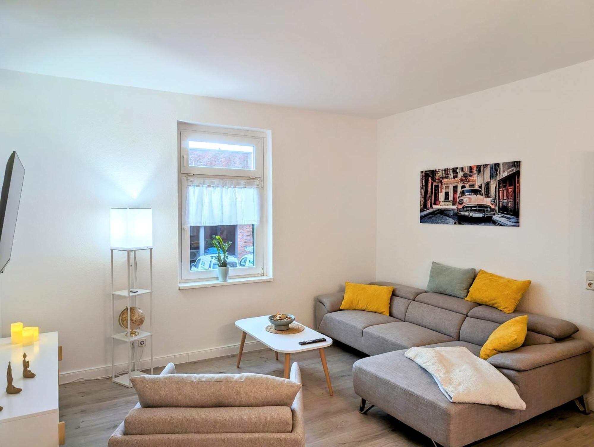 Casa Apartment Modern Vintage Flexibilitaet Pur- Perfektes Apartment Fuer Familien Und Geschaeftsreisende 5 Schlafplaetze, Vollausstattung, Amazon Prime & Parkplatz Inklusive Magdeburgo Esterno foto